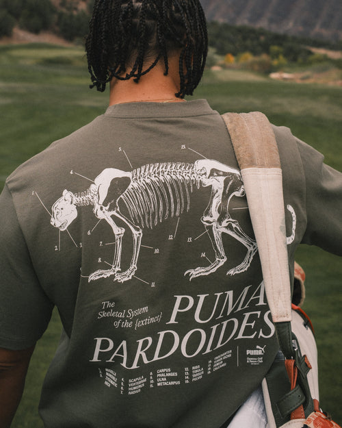 Gumtree Golf & Nature Club GGNC x Puma – Puma Pardoides Reference T-shirt Dark Sage Golf T-shirt | Soft Hands Club