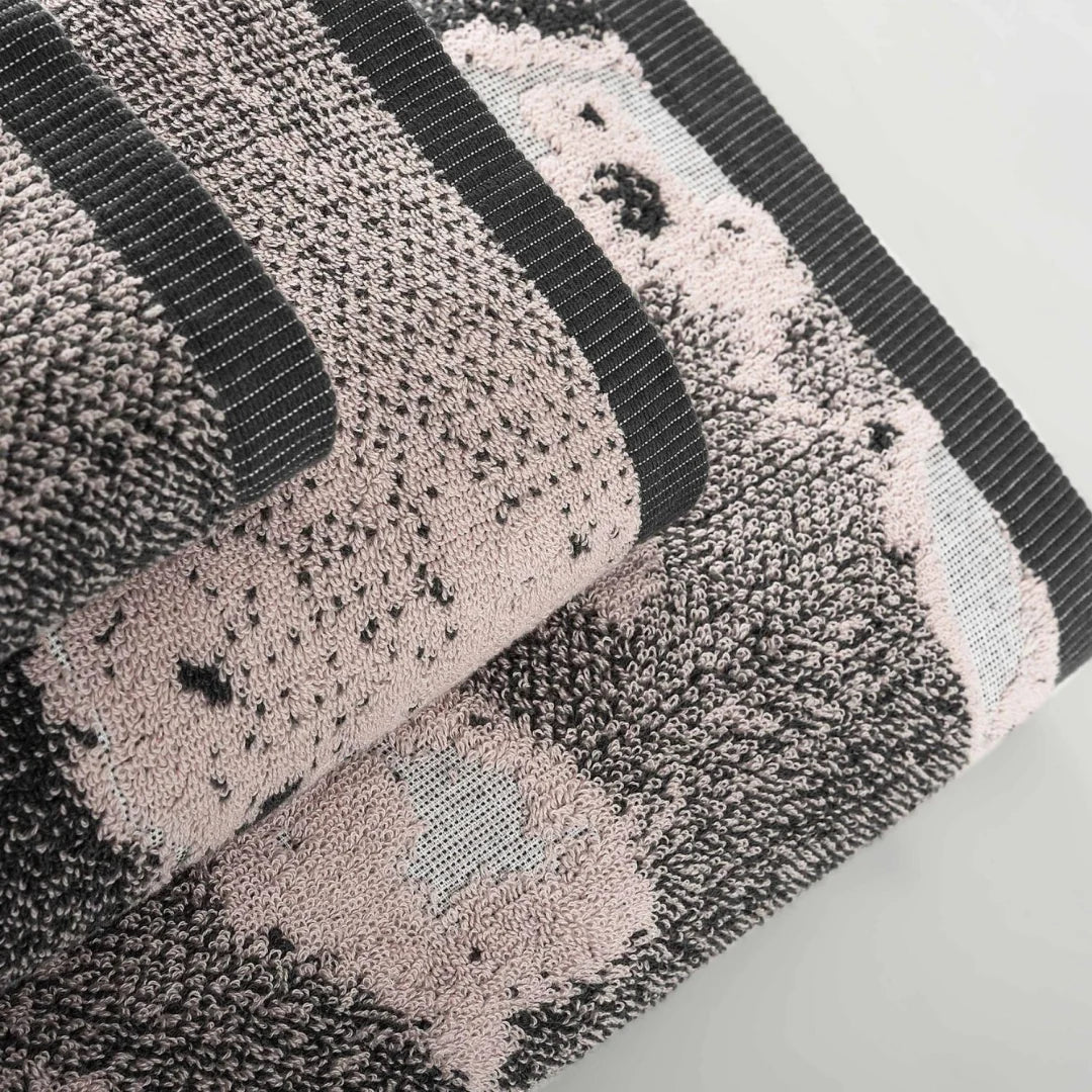 Mogshade Contour Golf Towel Nude