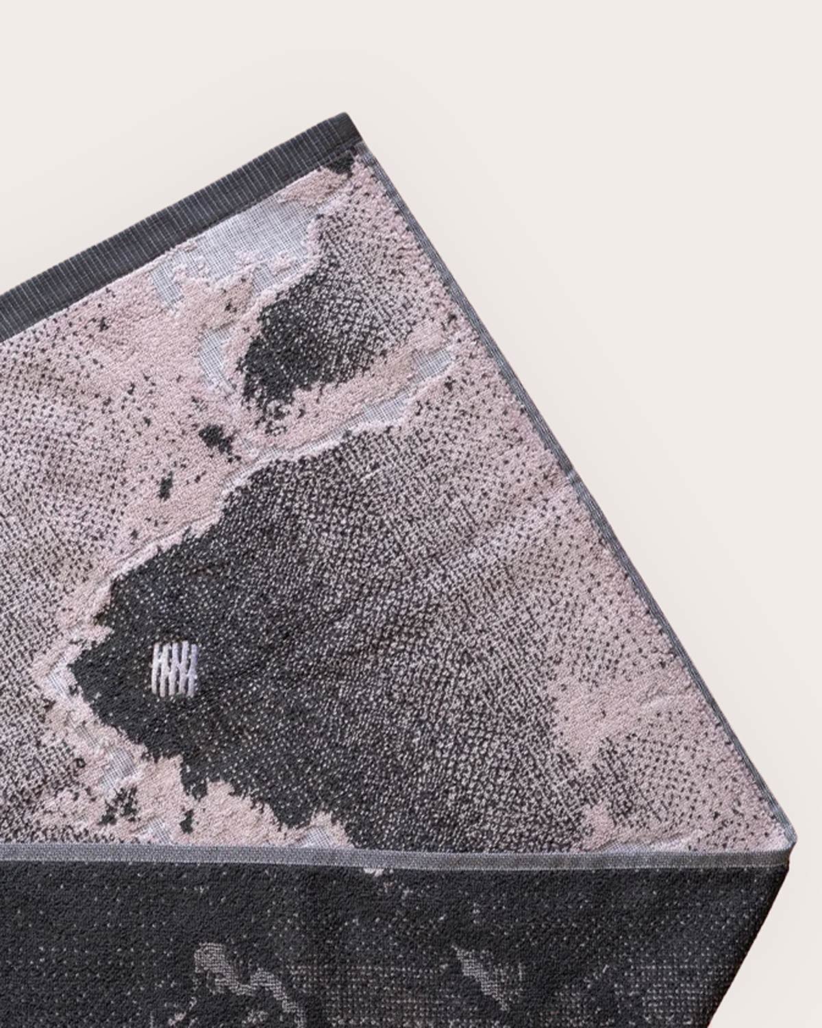 Mogshade Contour Golf Towel Nude